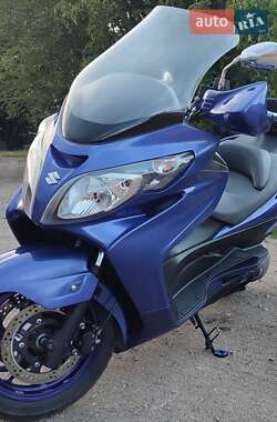 Макси-скутер Suzuki Skywave 400 2008 в 