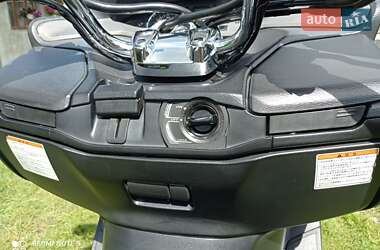 Макси-скутер Suzuki Skywave 400 2007 в 