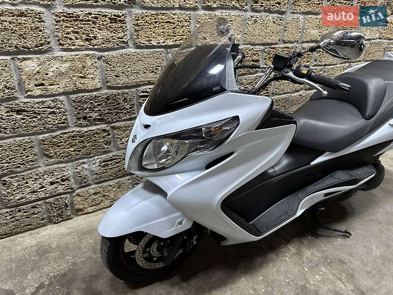 Макси-скутер Suzuki Skywave 400 2016 в Одессе фото 5 Макси-скутер Suzuki Skywave 400 2016 в Одессе