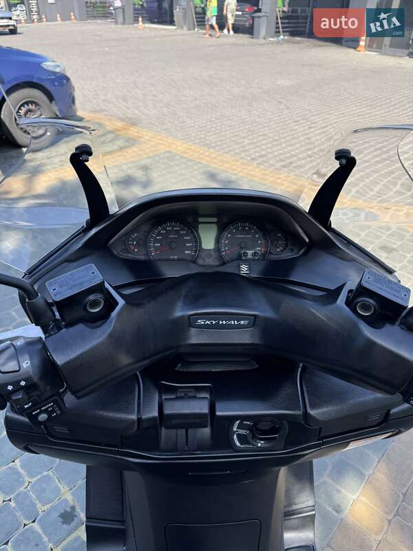 Макси-скутер Suzuki Skywave 400 2015 в Харькове фото 10 Макси-скутер Suzuki Skywave 400 2015 в Харькове