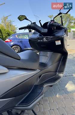 Макси-скутер Suzuki Skywave 400 2015 в 