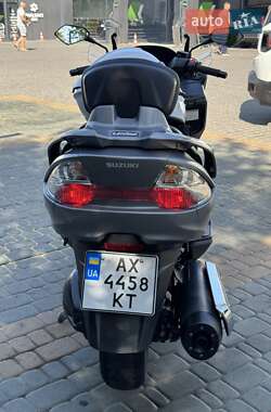 Макси-скутер Suzuki Skywave 400 2015 в 