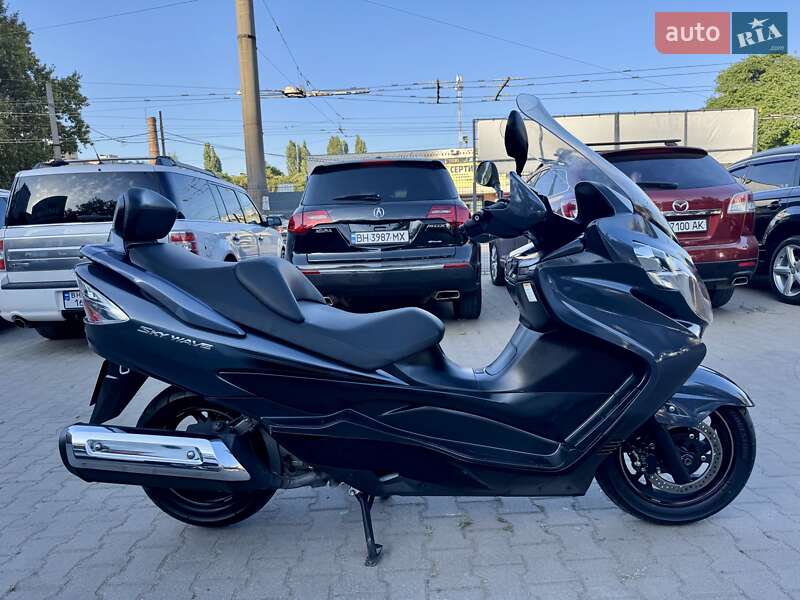 Скутер Suzuki Skywave 400 2012 в Одессе