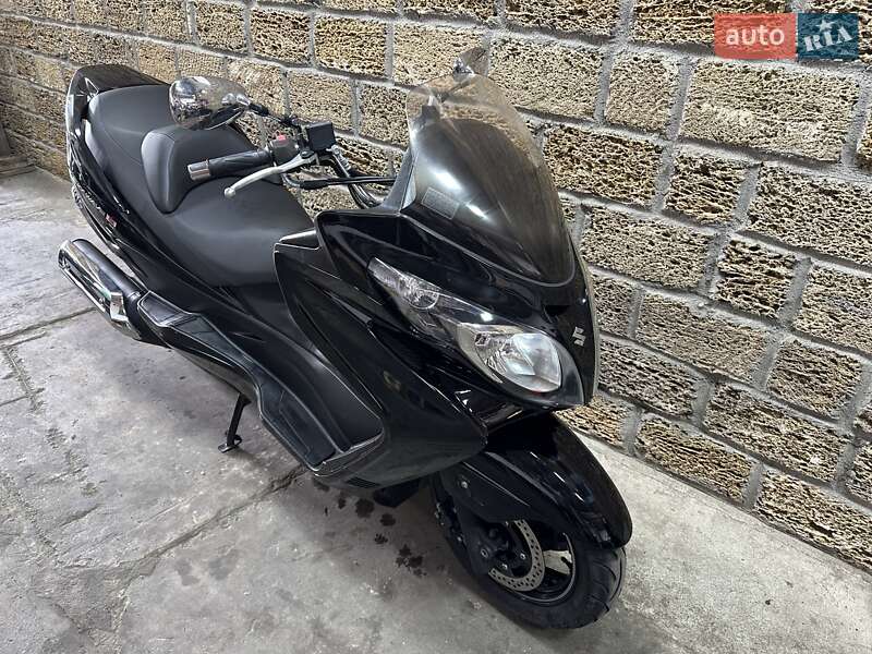 Максі-скутер Suzuki Skywave 400 2014 в Одесі фото 2 Максі-скутер Suzuki Skywave 400 2014 в Одесі