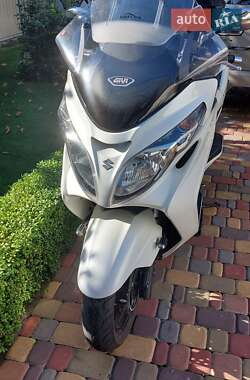 Макси-скутер Suzuki Skywave 400 2007 в 