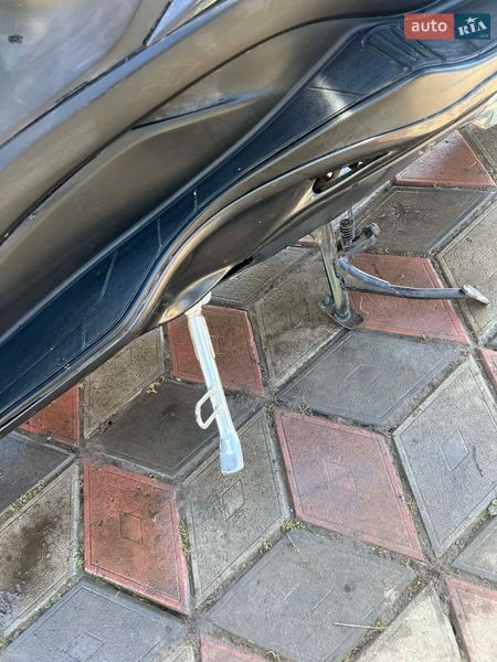 Грузовые мотороллеры, мотоциклы, скутеры, мопеды Suzuki Skywave 400 2009 в Бучаче