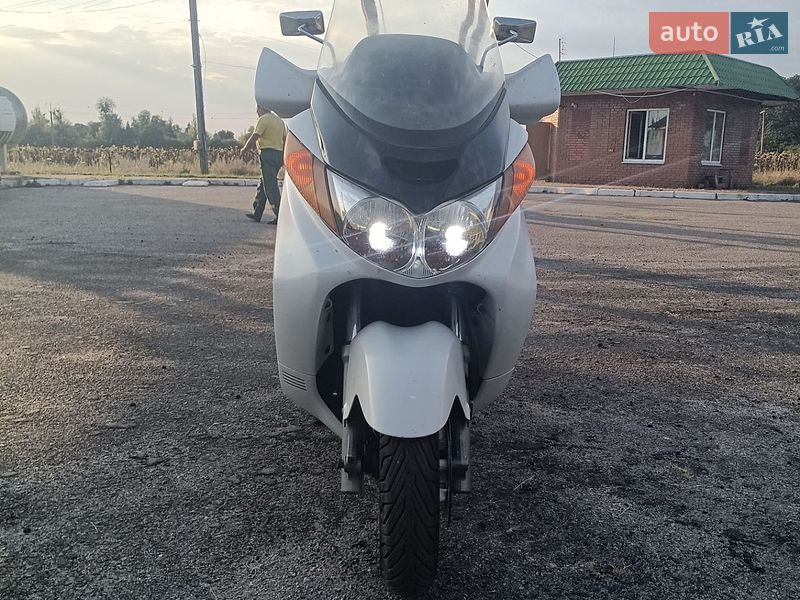 Максі-скутер Suzuki Skywave 400 2003 в Харкові