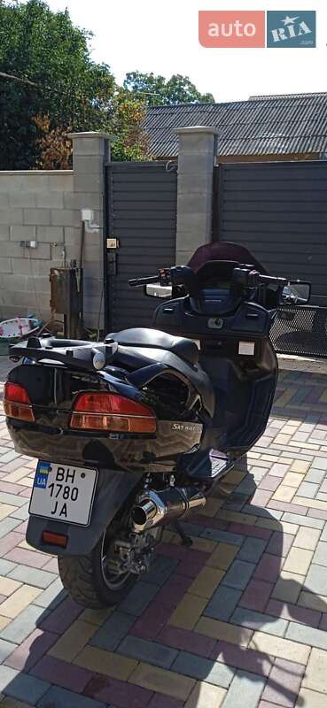 Макси-скутер Suzuki SkyWave 650 2005 в Одессе