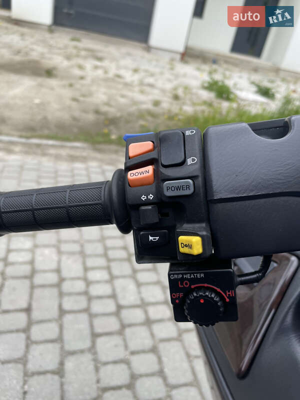 Макси-скутер Suzuki SkyWave 650 2005 в Львове