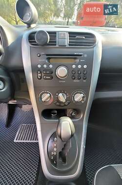 Хэтчбек Suzuki Splash 2009 в 