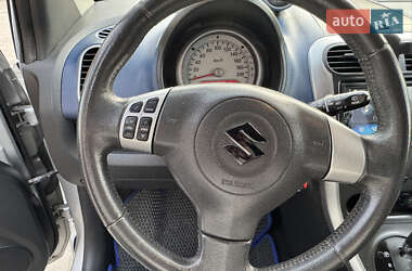 Хэтчбек Suzuki Splash 2009 в 
