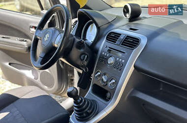 Хетчбек Suzuki Splash 2010 в 