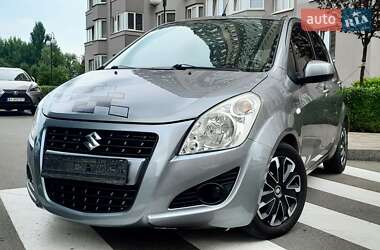 Хэтчбек Suzuki Splash 2012 в 