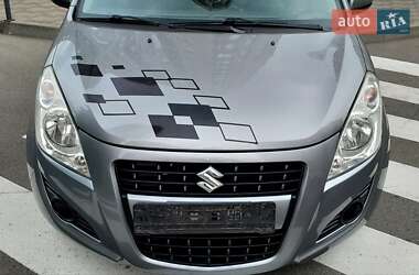 Хэтчбек Suzuki Splash 2012 в 
