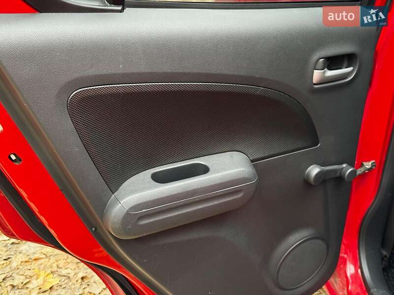 Хэтчбек Suzuki Splash 2009 в Киеве фото 21 Хэтчбек Suzuki Splash 2009 в Киеве