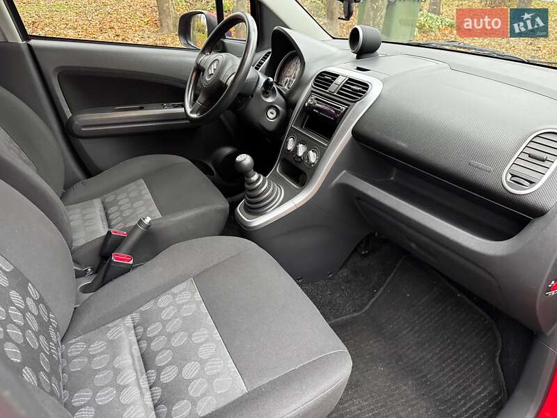 Хэтчбек Suzuki Splash 2009 в Киеве фото 36 Хэтчбек Suzuki Splash 2009 в Киеве