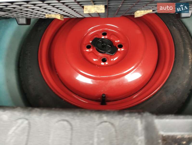 Хетчбек Suzuki Splash 2008 в Полтаві