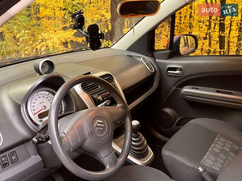 Хетчбек Suzuki Splash 2009 в Гатне