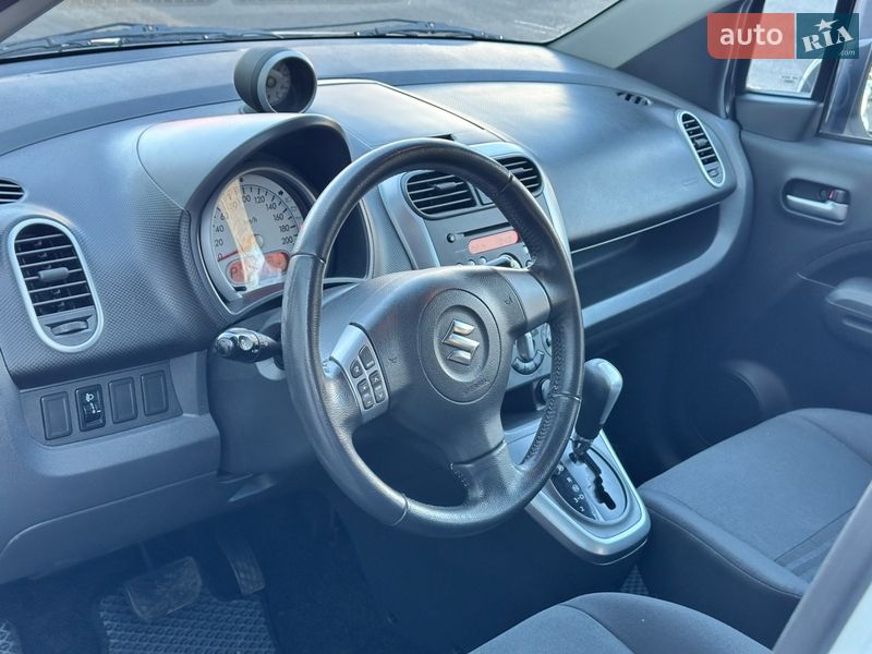 Хэтчбек Suzuki Splash 2011 в Киеве