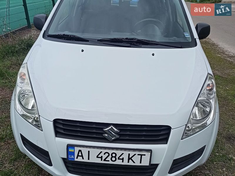 Suzuki Splash 2011