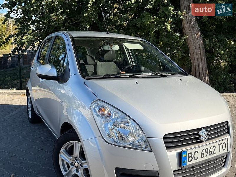 Хэтчбек Suzuki Splash 2011 в Львове