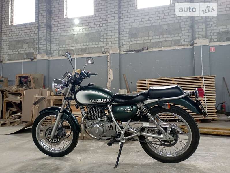 Мотоцикл Классик Suzuki ST 250 2012 в Киеве