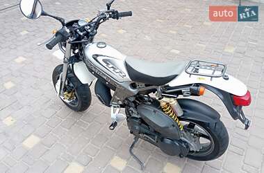 Пітбайк Suzuki Street Magic 50 2010 в 