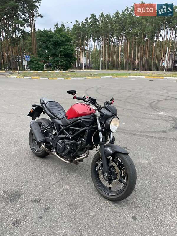 Suzuki SV 650 2016