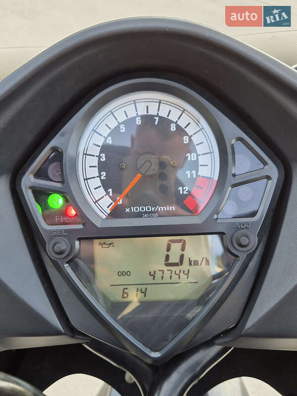 Мотоцикл Спорт-туризм Suzuki SV 650 2005 в Славуті