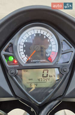 Мотоцикл Спорт-туризм Suzuki SV 650 2005 в 