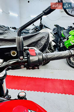 Мотоцикл Без обтекателей (Naked bike) Suzuki SV 650 2017 в 