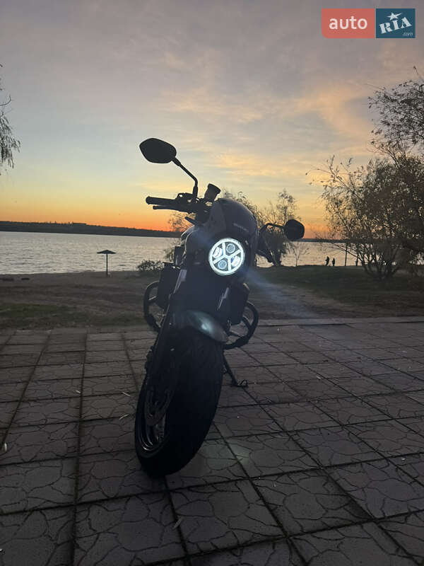 Suzuki SV 650 2018