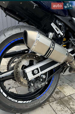 Спортбайк Suzuki SV 650S 2000 в 
