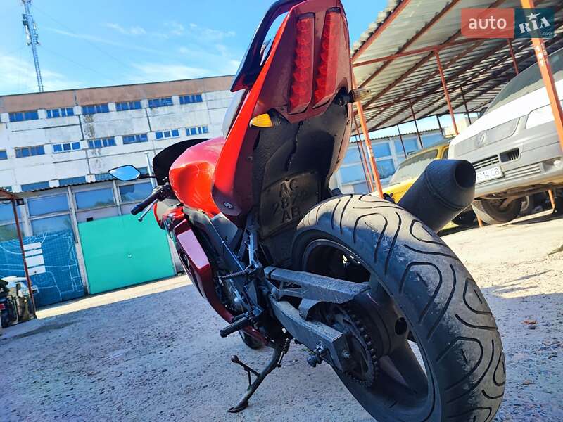 Спортбайк Suzuki SV 650S 2006 в Киеве