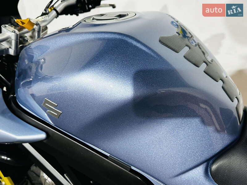 Спортбайк Suzuki SV 650S 2006 в Бердичеве