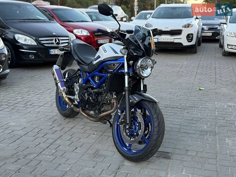 Suzuki SV 650SF 2019