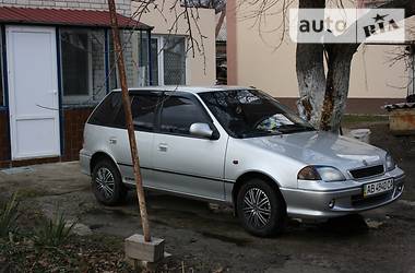 Хэтчбек Suzuki Swift 2003 в 