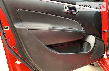 Хетчбек Suzuki Swift 2017 в 
