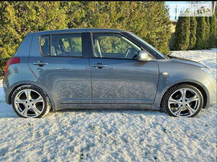 Хетчбек Suzuki Swift 2007 в Чернігові