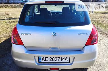 Хэтчбек Suzuki Swift 2009 в 
