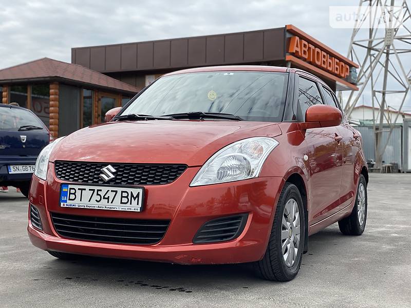 Хетчбек Suzuki Swift 2011 в 