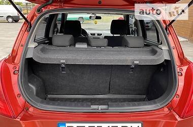 Хетчбек Suzuki Swift 2011 в 