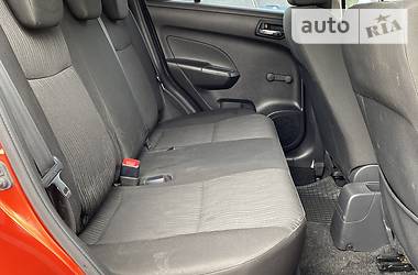 Хетчбек Suzuki Swift 2011 в 