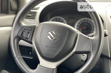 Хетчбек Suzuki Swift 2011 в 