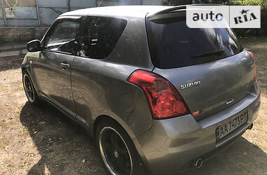 Купе Suzuki Swift 2011 в Києві