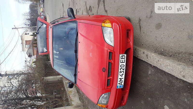 Хэтчбек Suzuki Swift 1999 в Виннице