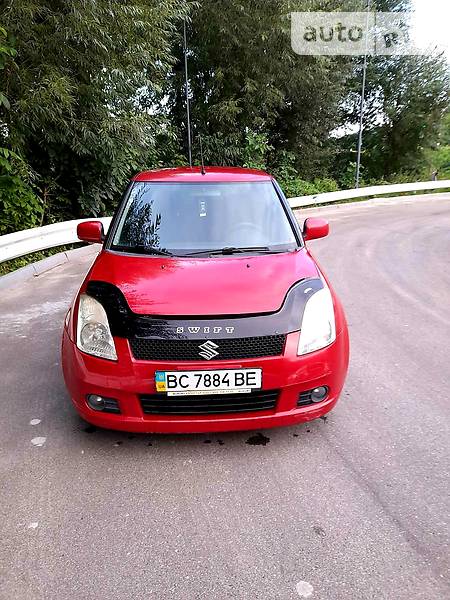 Хэтчбек Suzuki Swift 2006 в Львове