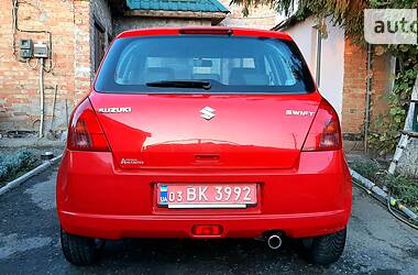 Хэтчбек Suzuki Swift 2006 в Кривом Роге