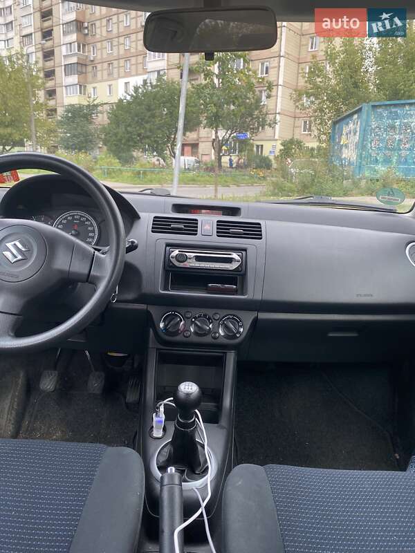 Хетчбек Suzuki Swift 2008 в Вишневому
