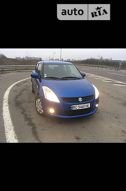 Хетчбек Suzuki Swift 2011 в Львові